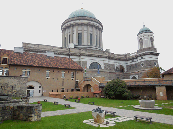 Базилика Святого Адальберта, Эстергом